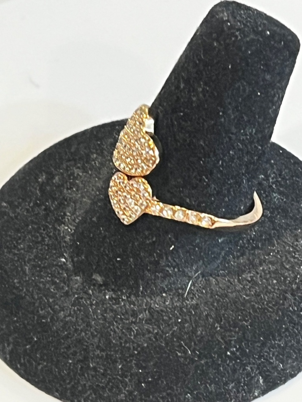 ♠️Kate Spade Yours Truly Pave Heart Ring, Rose Gold Size 8 - Picture 4 of 7